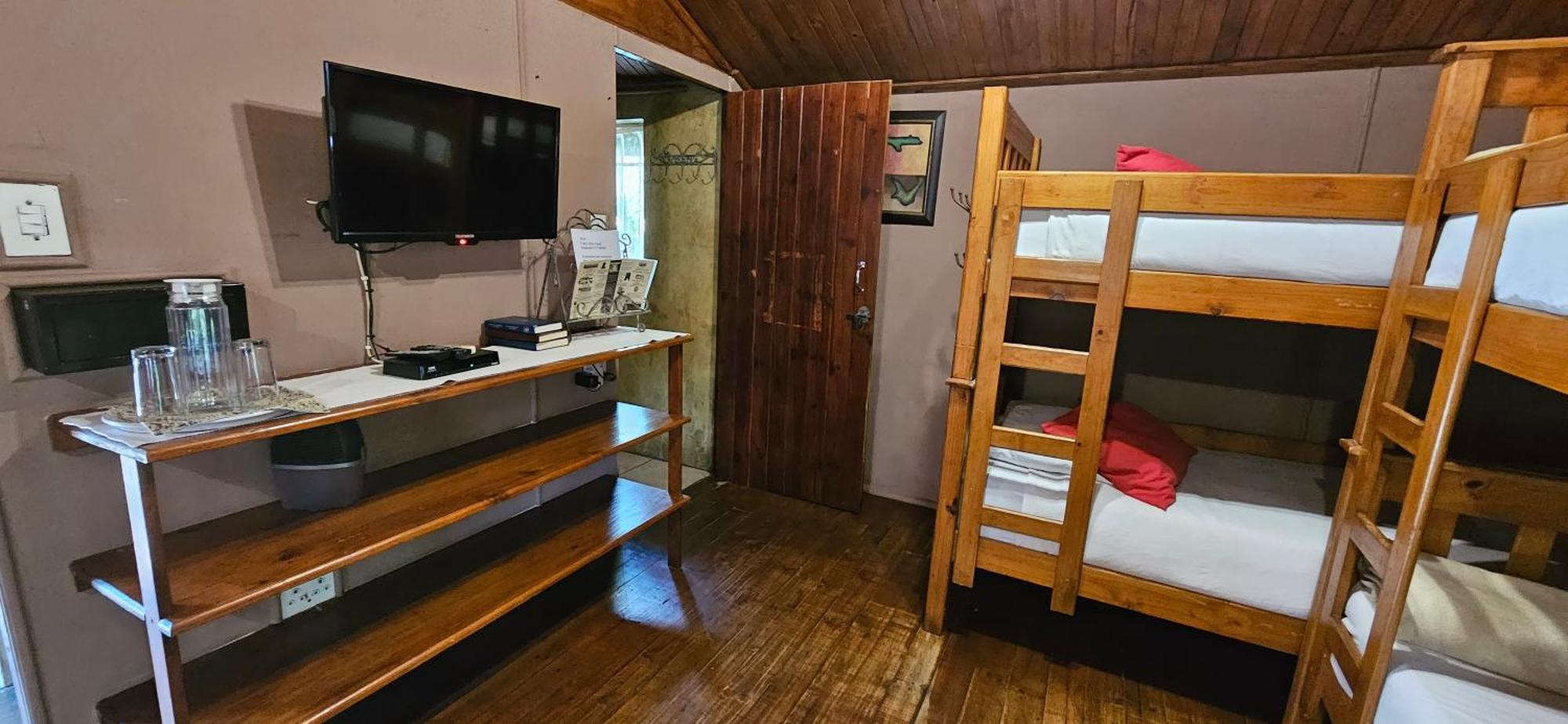 Old Vic Travellers Inn Nelspruit Mbombela ภายนอก รูปภาพ
