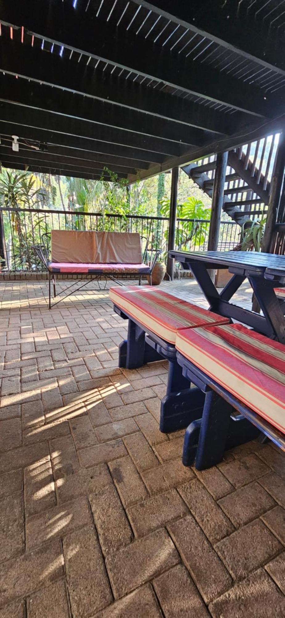 Old Vic Travellers Inn Nelspruit Mbombela ภายนอก รูปภาพ