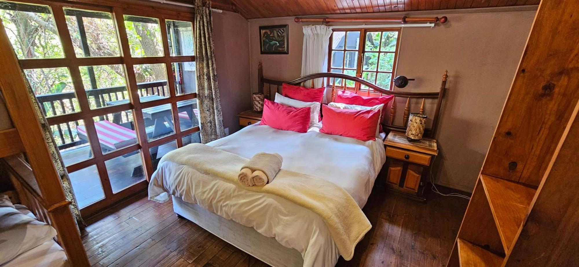 Old Vic Travellers Inn Nelspruit Mbombela ภายนอก รูปภาพ